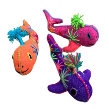 Load image into Gallery viewer, Whale - Chiapas Animalito