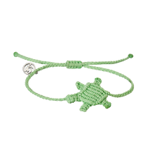 Load image into Gallery viewer, 4ocean Sea Turtle Bracelet - Lime Green
